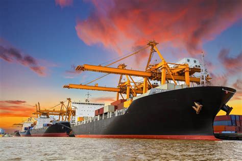 Sistema recargo ETS, emisiones en el transporte marítimo. ¿Una Carga Inevitable O Una Oportunidad Para Transformar La Logística?