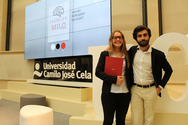 Claudia Jimeno y Nacho Hernández, presentadores de la primera edición de los Premios Milo